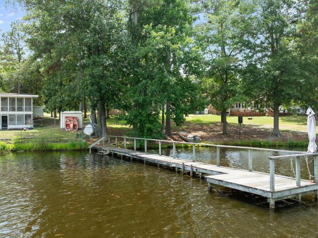 House for sale in Sleepy Creek, Wayne County
