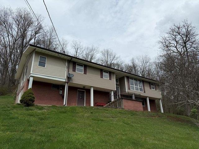 House for sale in New Martinsville, West Virginia