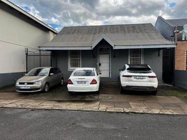 Office for sale in Umgungundlovu, Kwazulu-natal