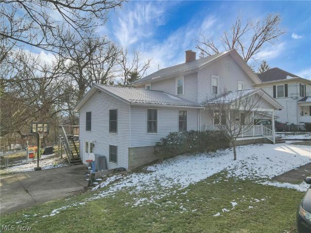 House for sale in New Concord, Ohio