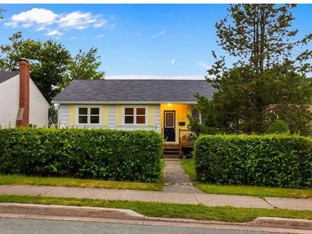 House for sale in Foxtrap, Newfoundland And Labrador