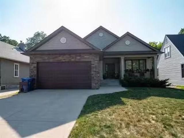House for sale in East St. Paul, Manitoba