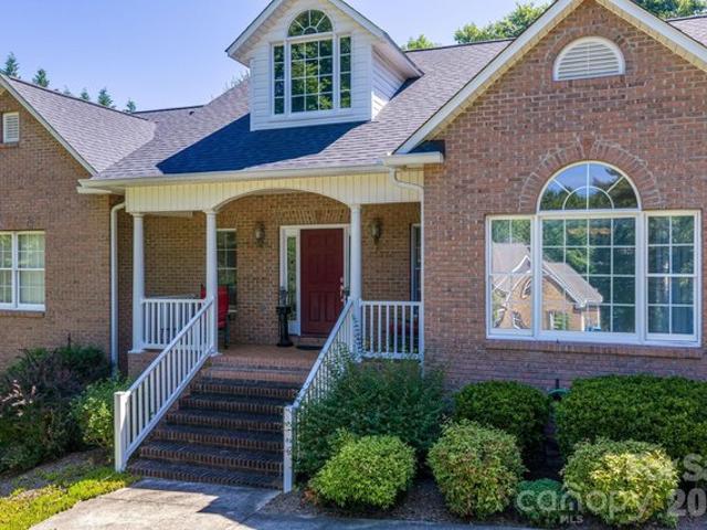 House for sale in Hiddenite, North Carolina
