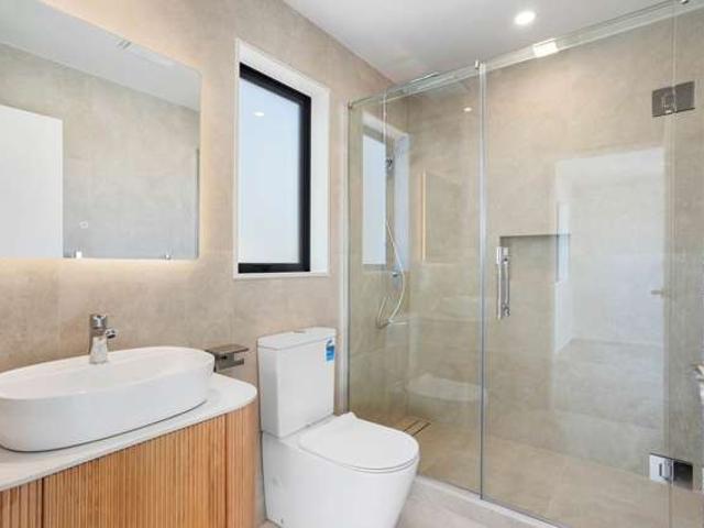 House for sale in New Windsor, Oroua County