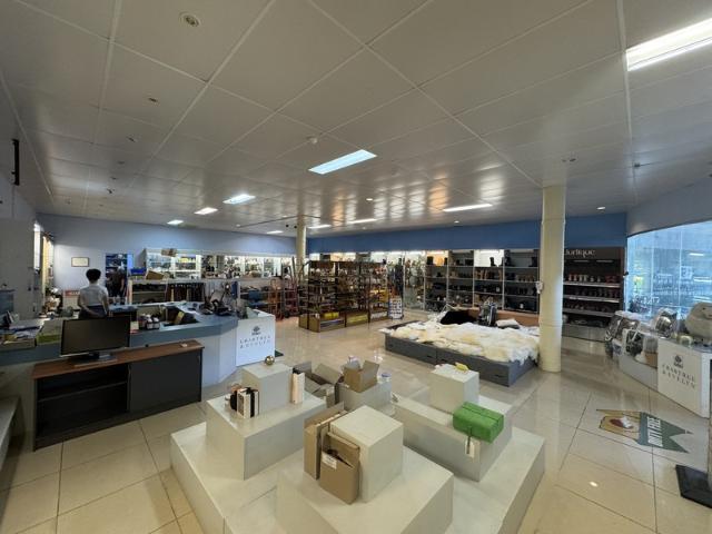 Retail for rent in Toombul, Queensland