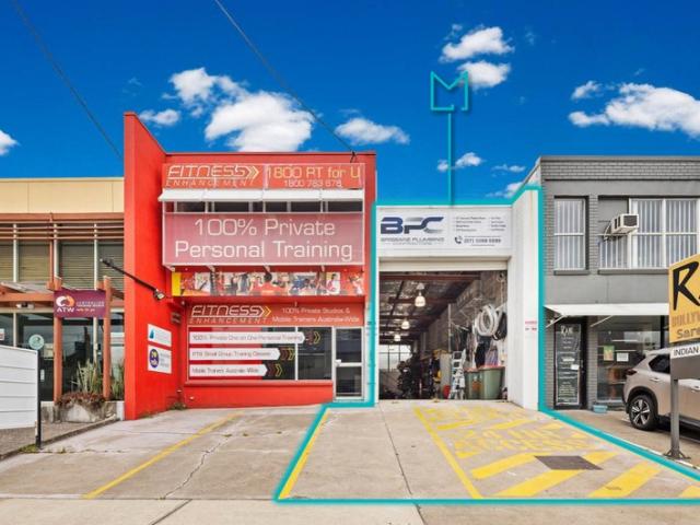 Warehouse for rent in Toombul, Queensland