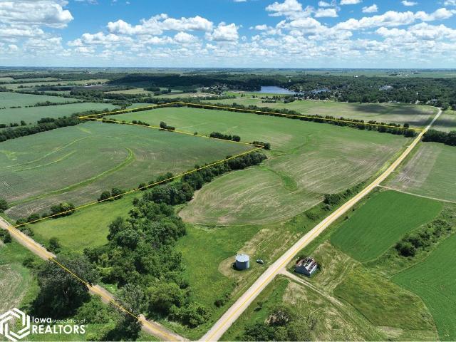 Farm for sale in Brooklyn, Iowa