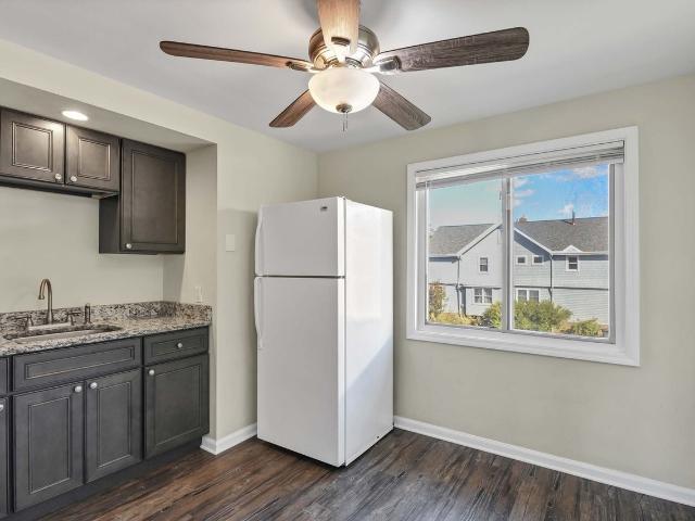 Apartment for rent in Lakewood, Cuyahoga County