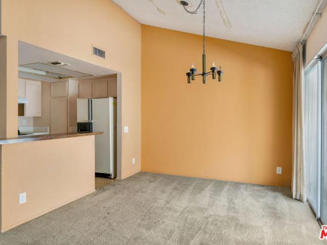 Townhouse for sale in Canoga Park, California