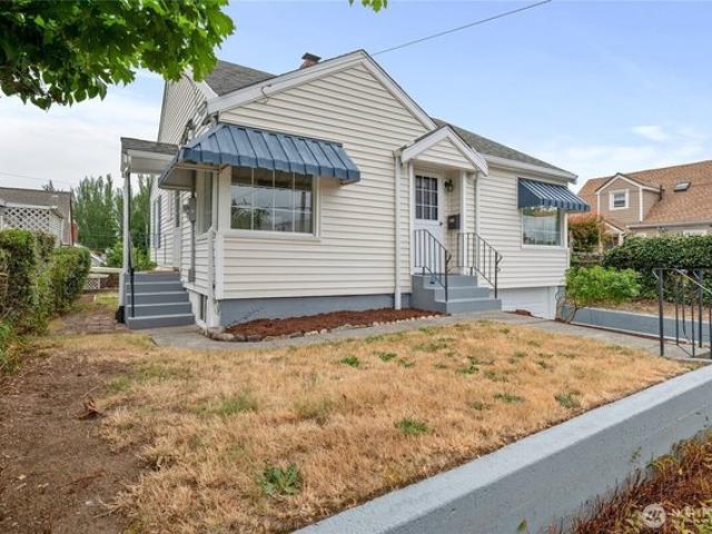 House for sale in Belfair, Washington