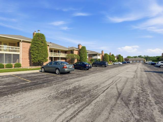 Condo for sale in Jeffersonville, Indiana