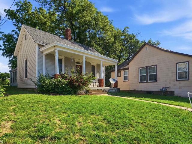 House for sale in Burlington, Iowa