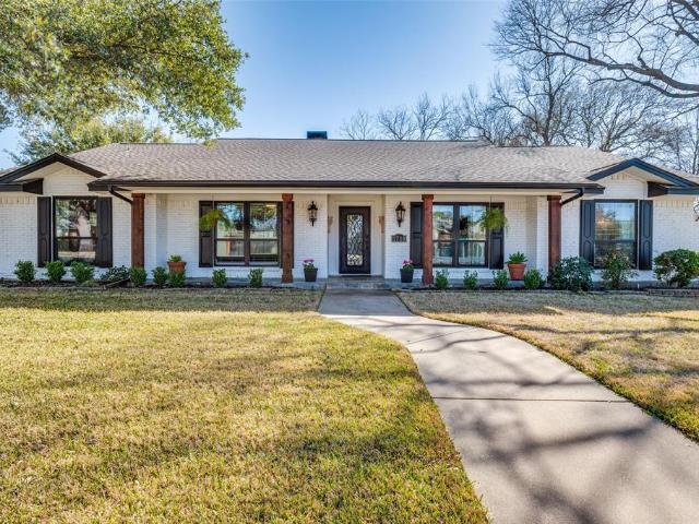 House for sale in Pantego, Texas