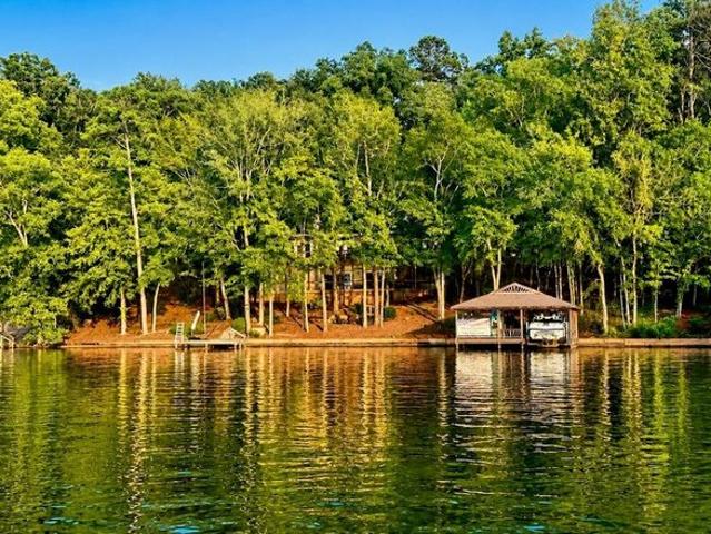 House for sale in Hamilton, Georgia