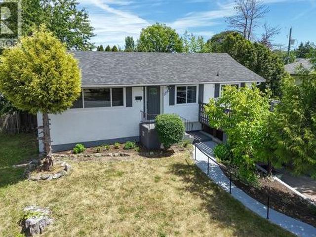 House for sale in Saanich, British Columbia