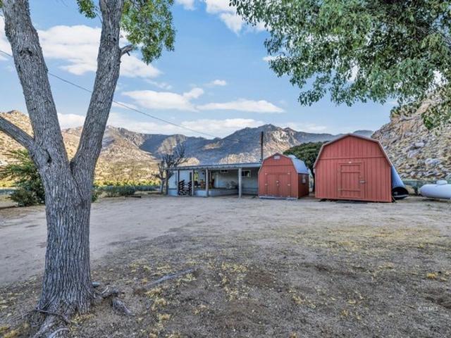 House for sale in Onyx, California