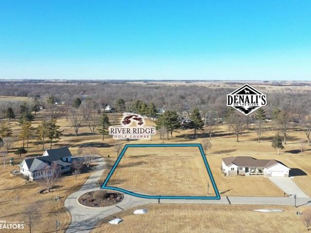 Land for sale in Independence, Iowa
