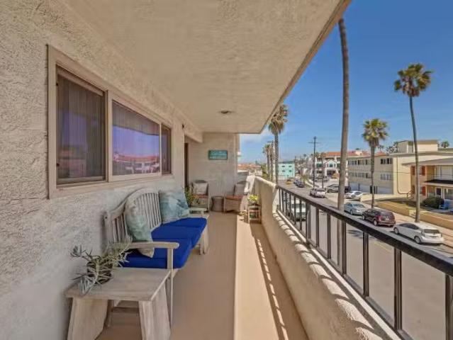 Apartment for rent in Downey