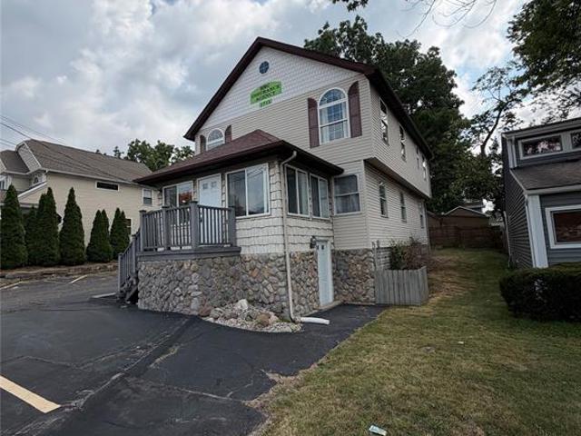 Commercial for sale in Keego Harbor, Michigan