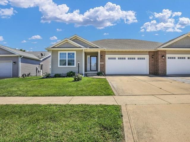 Townhouse for sale in Urbana, Illinois