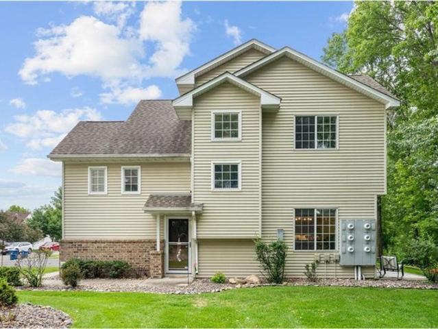 Townhouse for sale in Ramsey, Minnesota
