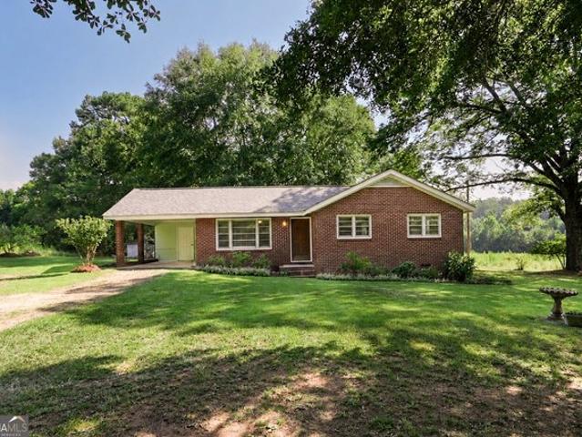 House for sale in Statham, Georgia