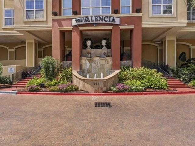 Condo for sale in Harris, Texas