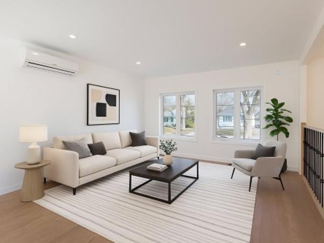 House for sale in Kirkland, Quebec