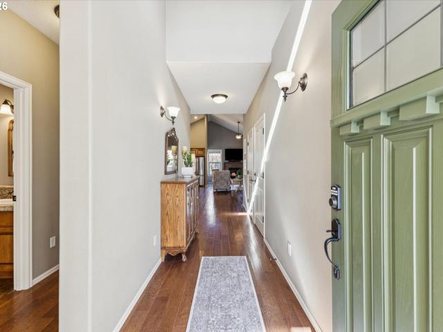 House for sale in Sherwood, Washington County