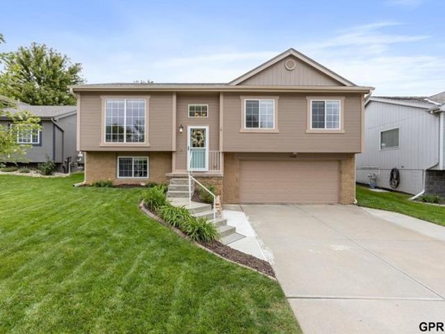 House for sale in Quail Run, Omaha
