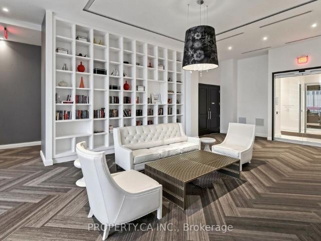 House for rent in Etobicoke—Lakeshore, Toronto