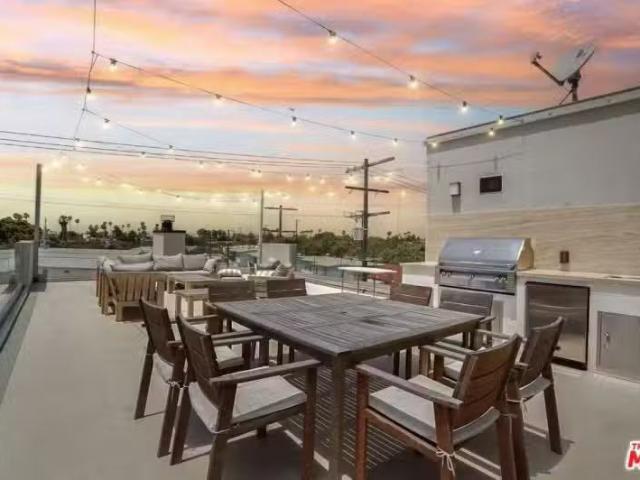 House for rent in North Hollywood