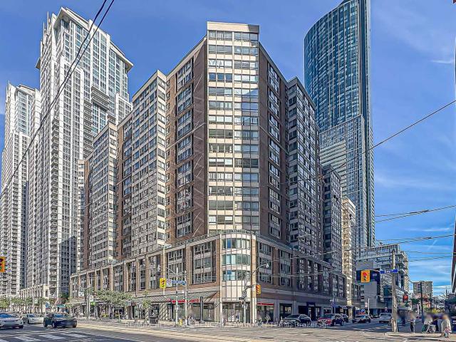 Condo for sale in Toronto, Golden Horseshoe