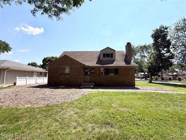 House for sale in Dearborn Heights, Michigan