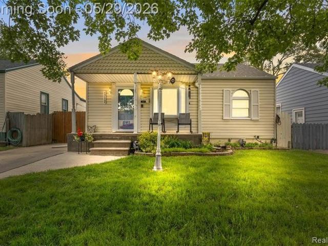 House for sale in Lincoln Park, Michigan