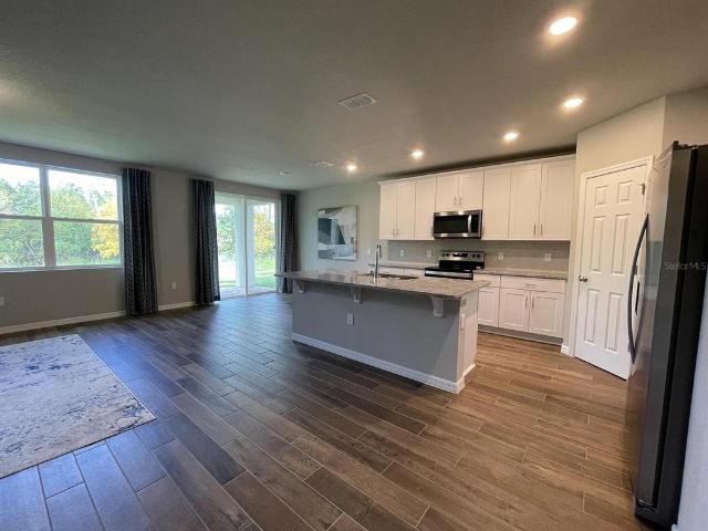 Property for rent in Four Corners, Florida