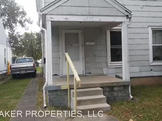 Condo for rent in Dayton