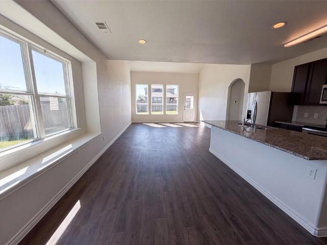 House for sale in Ellis, Texas