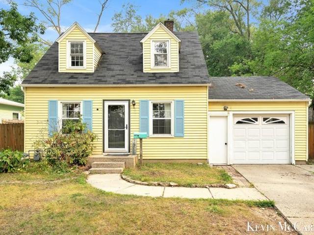 House for sale in Third Ward, Grand Rapids