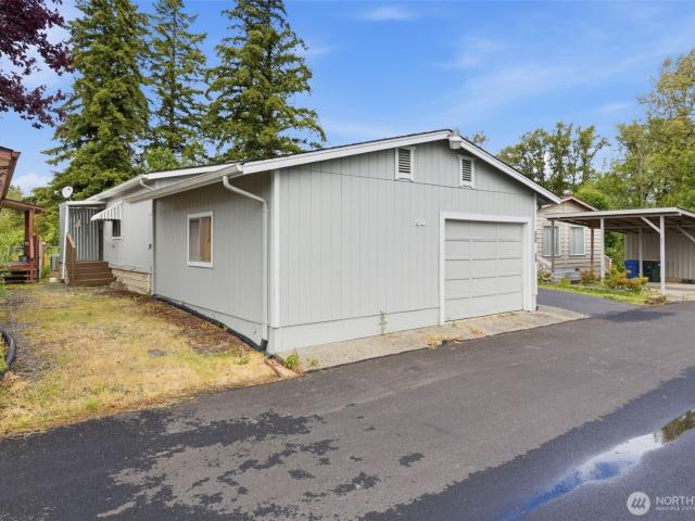 House for sale in Centralia, Washington