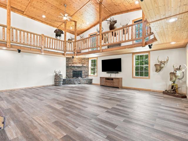 House for sale in Muscatine, Muscatine County
