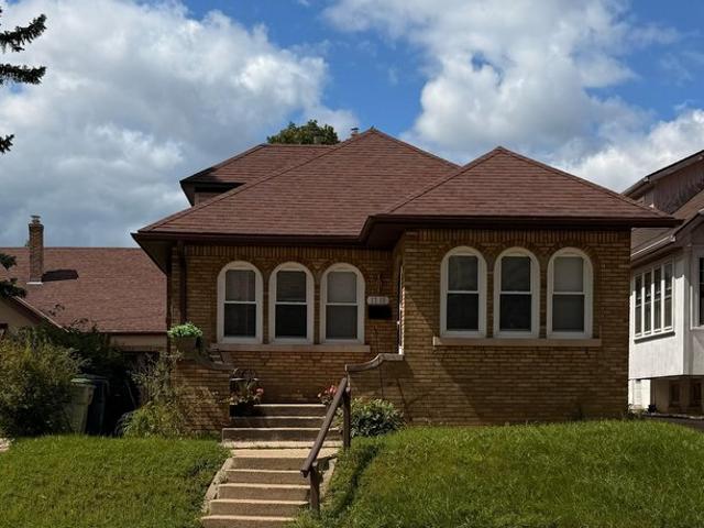 House for sale in Milwaukee, Wisconsin