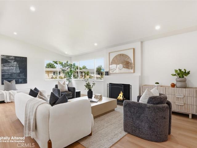 House for sale in Costa Mesa, California