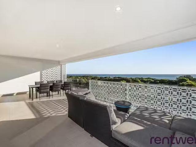 Apartment for rent in North Coogee, Western Australia