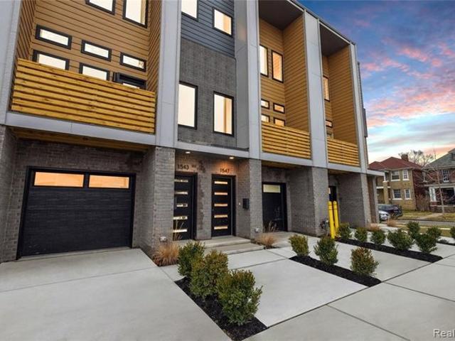 Townhouse for sale in Detroit, Michigan