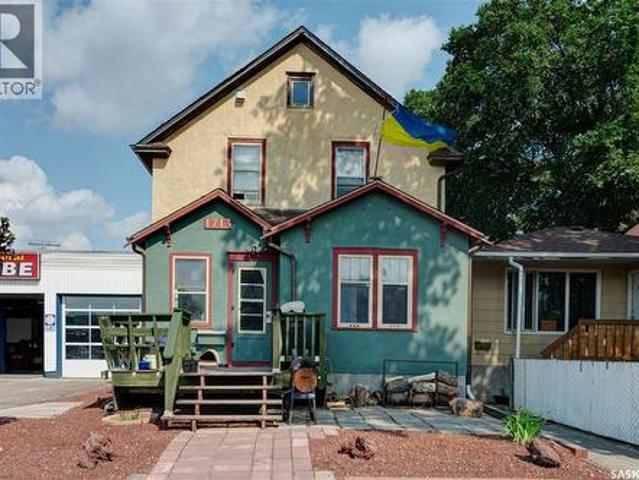 House for sale in Heritage, Regina