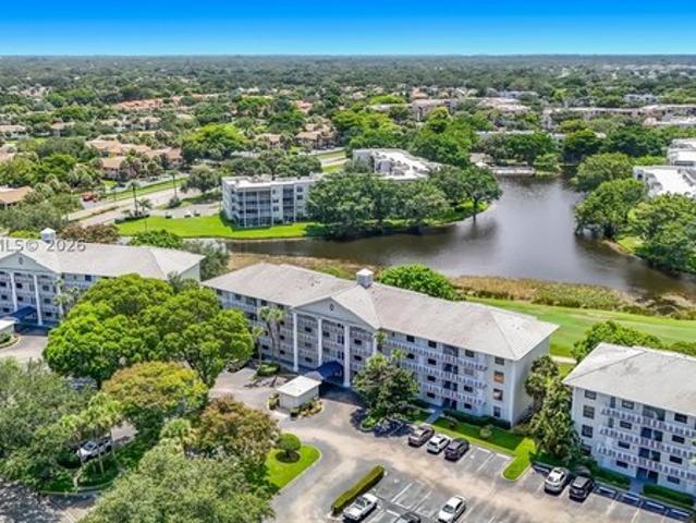 Condo for sale in Davie, Florida