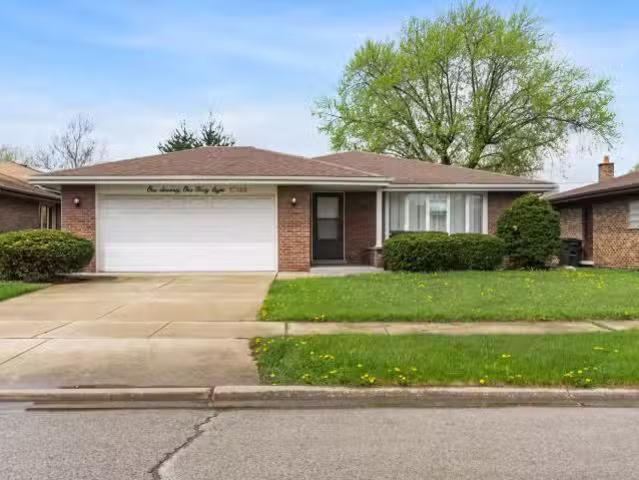 House for sale in Bedford Park