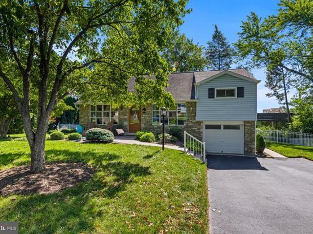House for sale in Blue Bell, Whitpain Township