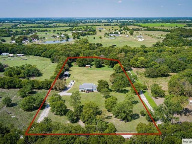 House for sale in Fannin, Texas